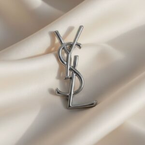 Yves Saint Laurent (YSL)